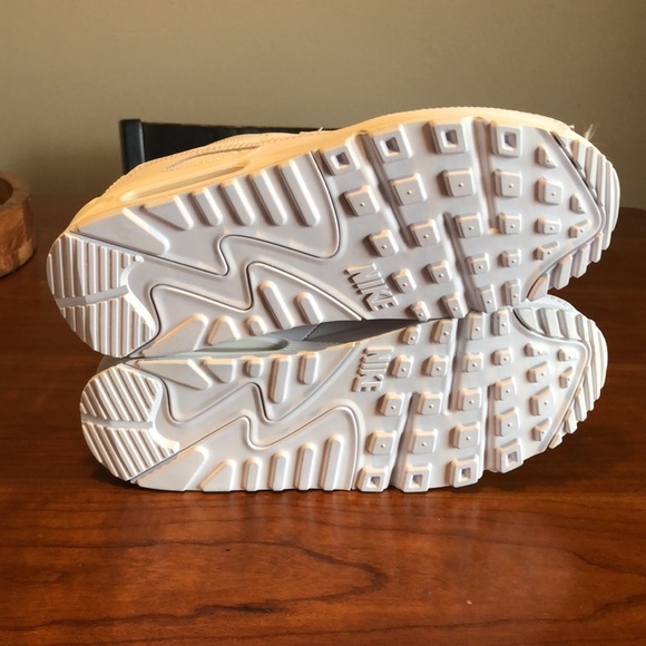 Nike Air Max 90 CN8490-100 Mens - Picture 6 of 8